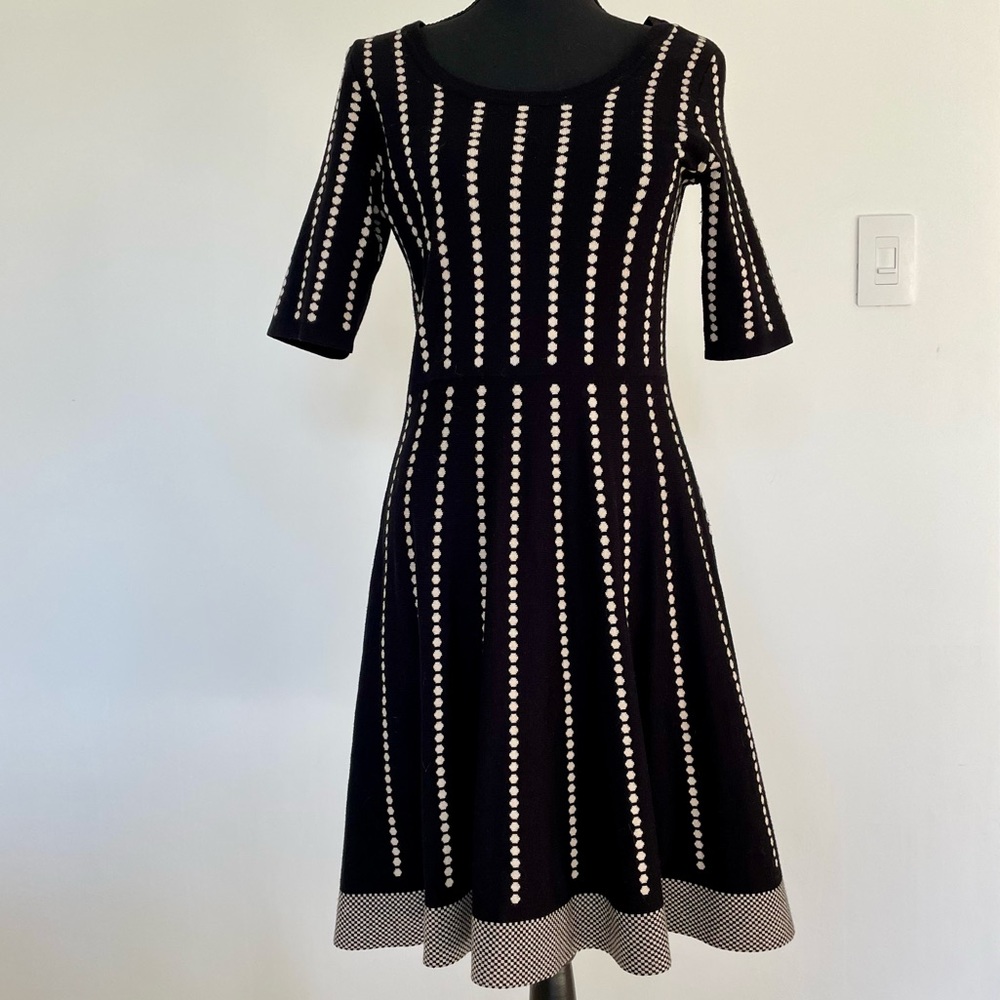 GABBY Skye black & cream striped short sleeve sweater dress women’s size M